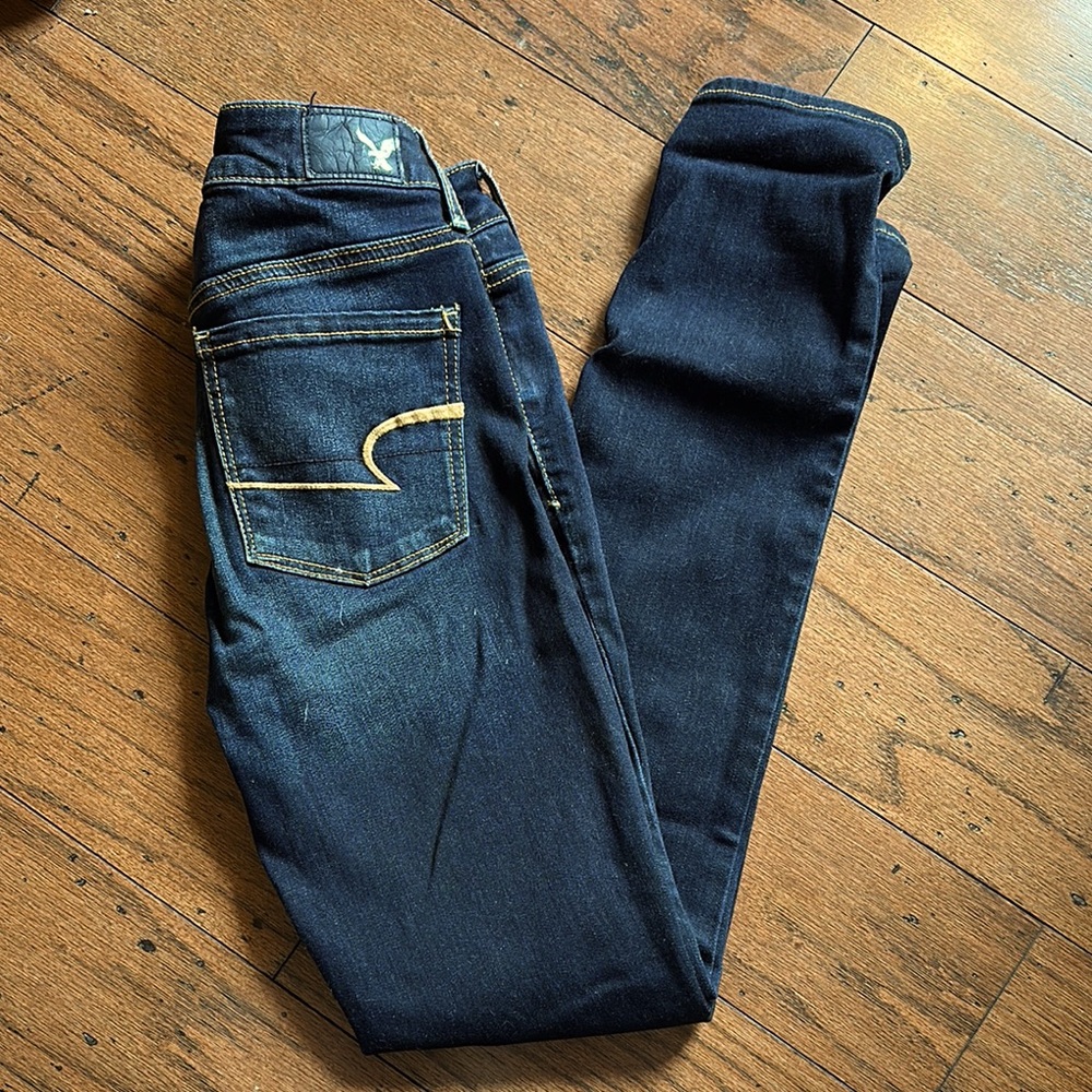 AE Dark Wash Skinny jeans